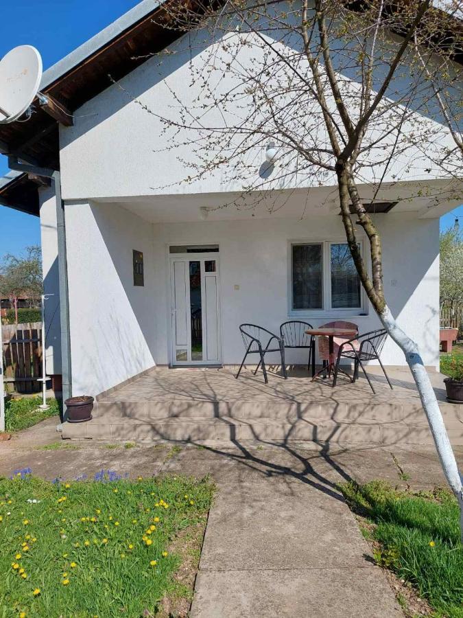 Apartman Dijelovi Bijeljina Eksteriør billede