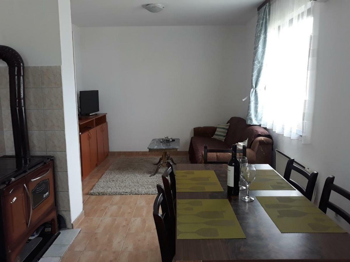 Apartman Dijelovi Bijeljina Eksteriør billede